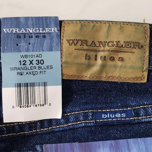 2/$30 Wrangler Blues Relaxed Fit Denim Jeans Size 12 | Casual Everyday Style - Picture 7 of 9